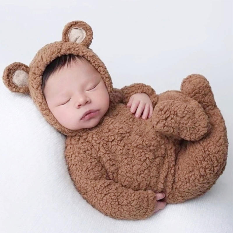 Baby Clothing Brand - 2 buah properti fotografi untuk bayi